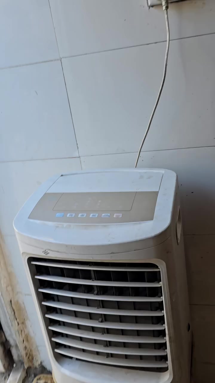 المبردة داخليه شغااااله السعر 30
والقعاده 7 والعربانه 30 سبع قصور شارع ابو علي


**إذا كنت صاحب هذا الإعلان وتريد حذفه لأي سبب، رجاءا أرسل رسالة إلى الدعم الفني**