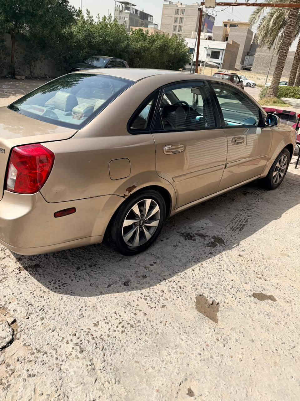 سلام عليكم للبيع سوزوكي موديل 2004مكينه تبريد صدر سياره نضيفه بيهه طخات موضحه بلصور رقم بغداد انكليزي مكانهه بغداد اليرموك السعر 60وبيهه مجال***********واتس ***********
