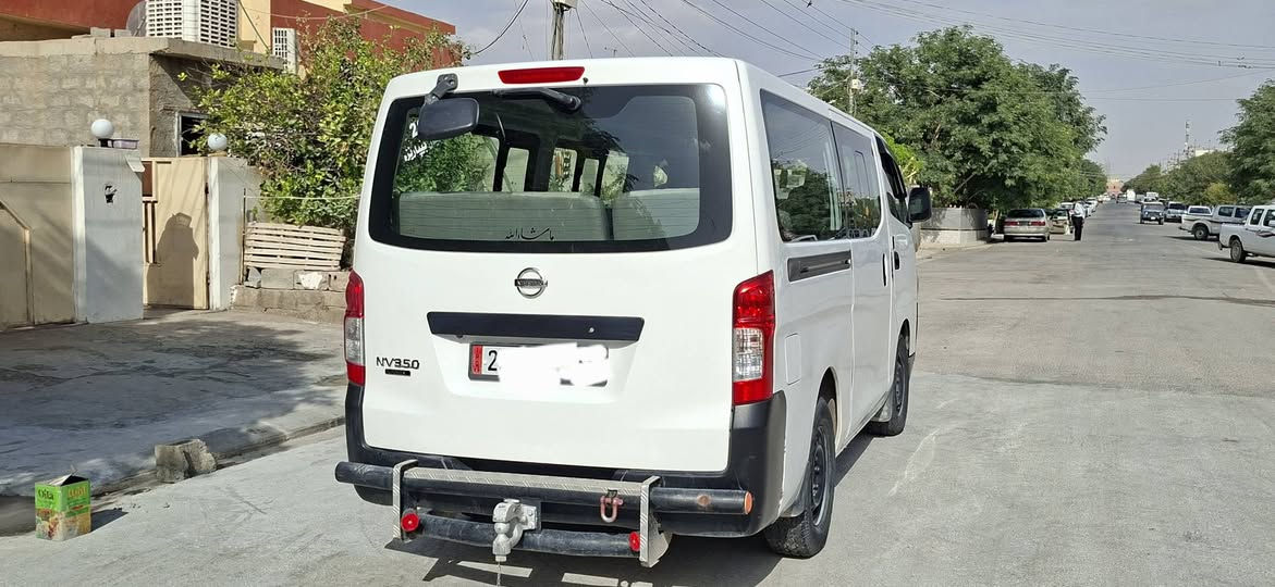 ئەم نیسان اورفان بو فروشتنە مودیل 2014    سەنەوی تازەی  2028 تازەی  200000 ڕویشتو سبوخ  هەی  ساردی هەی   معمل   ***********     ***********
