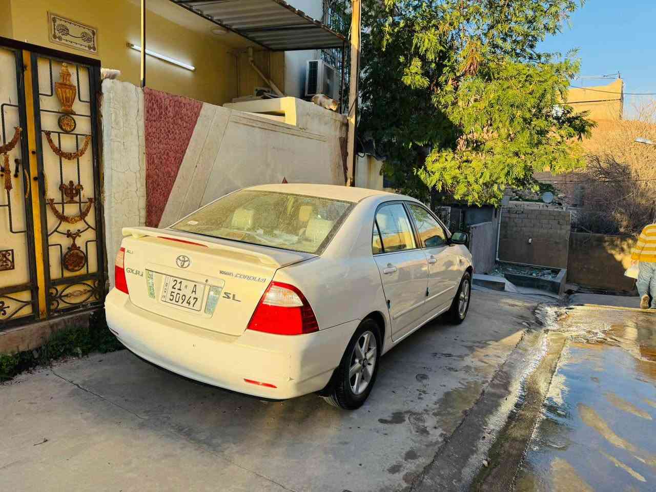 سلام عليكم 
تويوتا كورولا 2007/سيارة بدون صبغ و بدون تعديل /فقط بي شوية حالوب ناعم وخفيف جداً لاتراهو بالعين /سبير بيلادي منازل/ سيارة بسمي / هزة و سنوية و رقم جديد لحد 2030/بطاقة بنزين موجود / تاخم امامي و خلفي مظبوط بشرط / ٤ طايرات جديد / محرك وكير بشرط ممفتوح ولا برغي /كهربائيات كلها يشتغل بشرط/ تبريد ثلج / ٤ جامات كهربائي/ سيارة باقي على وضع بيلادي شركة. 
سعر 112$ وبيها مجال قليل 
عنوان / كركوك 
رقم الهاتف / *********** كركوك, العراق
