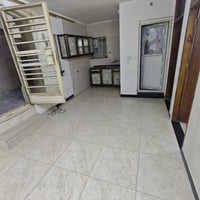 #للايجار___في___السيديه  شقة طابق اول تحتوي على  2غرف نوم وصاله ومطبخ ...