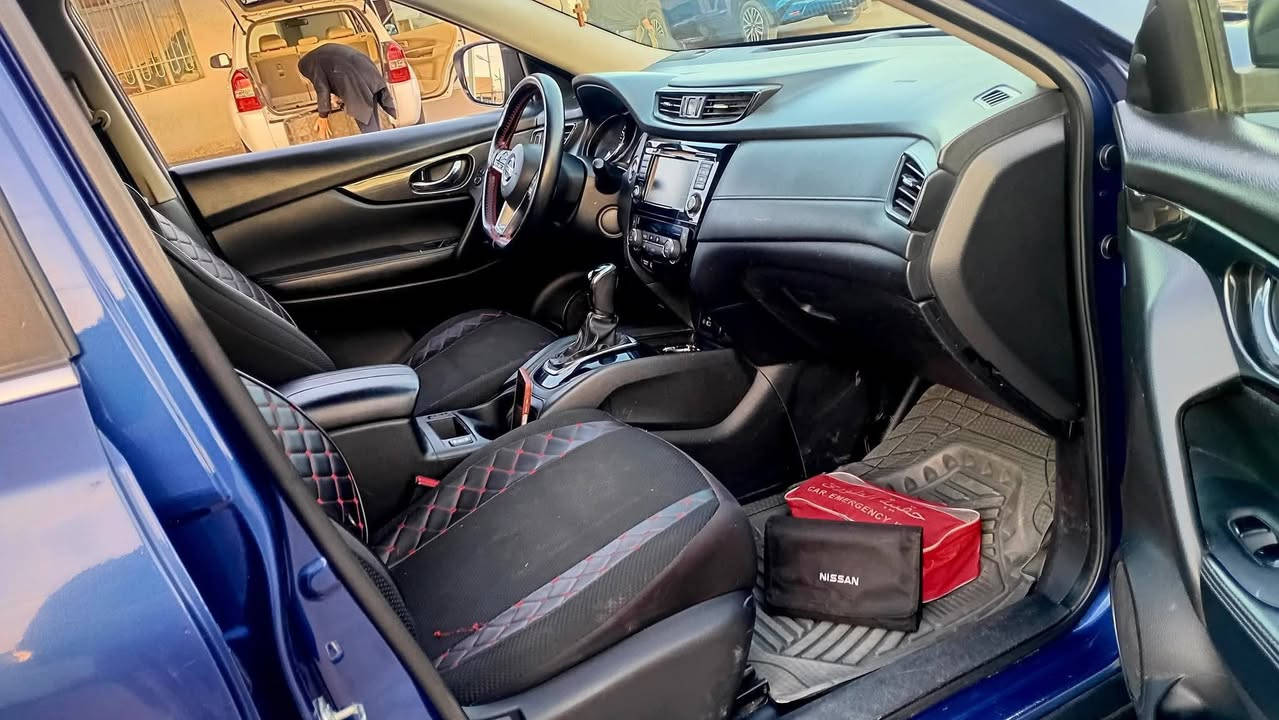 NISSAN..ROGUE..2018.Sv.BiS..2.5...22 
رقم أربيل 22.
#السياره: يربك سليم 
المواصفات Sv ..Bls 
بصمه 
تشغيل عن بعد 
صندوق كهربائي 
كشن كهربائي 
تبريد قطعتين 
ليد AUOT 
ليد LED
اشاره فى مراه 
كشنات هيتر 
مانع الانزلاق 
ECO +SPORT 
ABS+USB+AUX 
12V توفير الطاقة 
لادار جوانب امامي وخلفي 
#محرك_كير_مامفتوح.شرط 
#محرك_4V_2500.
#ملاحظة: رقم شاصي مرافق مع الصور _ ضرر جاملغ خلفي + شبر باب نفر صبغ بدون داخل 
#العنوان : الموصل _ الحمدانية 
#الاتصال: *********** _ ***********.
