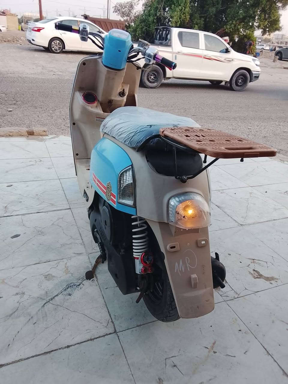 دراجة ماكس بوليس نكره سلف دراجه جاهزه كلوب عالي وناصي واصطب شغال ويه الحساس هورن وليه رباعيه ومكينه خرسه شرط ماتنسمع جانت بيه سله كدام وشلته دراجه من بغداد جابوهه سعر 600 رقمي ***********
