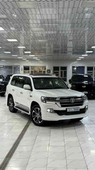 ماشي60 اصل 

السعر.   570
مكفوله من الصبغ والبارد وشخط كفاله عامه 

بسم الله 🦅🦅🦅🦅🦅🦅🦅🦅
تويوتا لاندكروز گراند تورنك 
 ساز اصلي 8سلندر 4.6 موديل 2020 كفاله عامه من صبغ البارد 
السياره جديد حيل
عله وضع الشركه 

رقم بغداد 🦅🦅🦅🦅🦅🦅🦅
‏‎المواصفات فول 1/1                                                           
‏‎فتحه 

مكينه 8 سلندر سلندر وسياره جديده بمعنا الكلمه 

‏‎2 كشن كهرباء 
‏‎تشغيل عن بعد اصلي
‏‎دشبول لكزز عداد لكزز
‏‎صندوق خلفي  كهربائي وشفط
مري قلاب
‏‎5 بصمات
كاميرة 360’درجة 🦅🦅🦅🦅🦅🦅
شاحن لاسلكي 
‏‎تحكم ستيرن فول 
‏‎دبل ماوس🦅🦅🦅🦅🦅🦅🦅
‏‎انارة ترحيب 
‏‎دوسات ليزرية كتابة LAND CRUISER
‏‎ثلاجة🦅🦅🦅🦅🦅🦅🦅🦅
‏‎حساس امامي+خلفي
بجم زنون 
‏‎مري شفط +قلاب 
‏‎اشارة بالمري
8 ايرباك
‏‎زراك الايت 
وباقي المواصفات المعروفه 
كفاله عامه  من الصبغ البارد وشخط 

الون ابيض  ميتاليك ولونها يخبل  وبلعافيه عليشتريها 

لاستفسار اكثر *********** 🦅🦅🦅🦅

العنوان بغداد الراشديه
