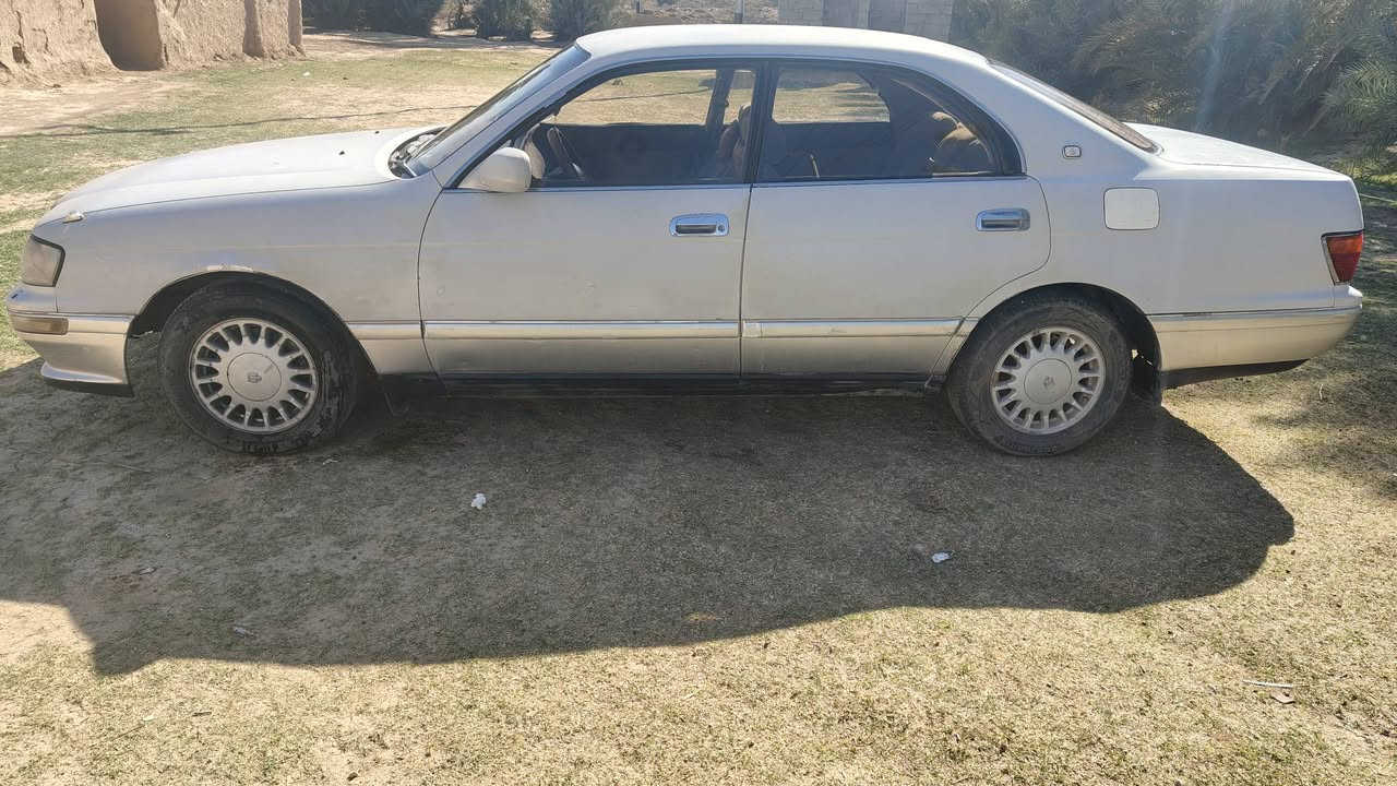 سيارة كراون بطه للبيع
سياره مابيه اي نقص مكفوله كفاله عامه من الضربه 
الون لؤلؤي رقم واسط موديل 1993 سنوية لل 2030 
السعر 52 وبيه مجال لشراي المكان ذي قار قضاء الدواية 
للاستفسار اكثر الاتصال على هذا الرقم 
*********** بيه واتساب
