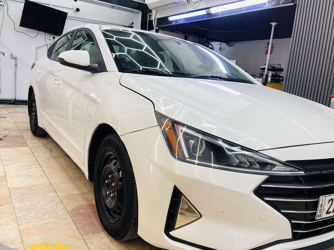 النترا 2019 لون ابيض رقم اربيل الدولي باسمي
بدون ايرباك حادث سرقة بنيد ولايتات وصور الحادث بلمنشور
كير AT اي تي 
مكينة 2000 دوش
شاشة
كاميرا
تحكم ستيرن
ماشية 130 الف
السعر 120 مكاني بغداد العامرية ***********
