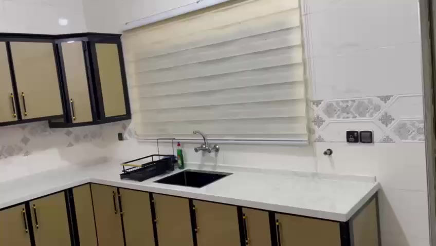 معمل الاخوين لعمل انواع المطابخ الامنيوم جميع الاحجام والقياسات والالوان وحسب اختيار الزبون واسعار تنافسيه ويوجد نضام الاقصاد بنضام دفع الكتروني العنوان الانبار القائم مقابل مركز الشباب هاتف ***********
