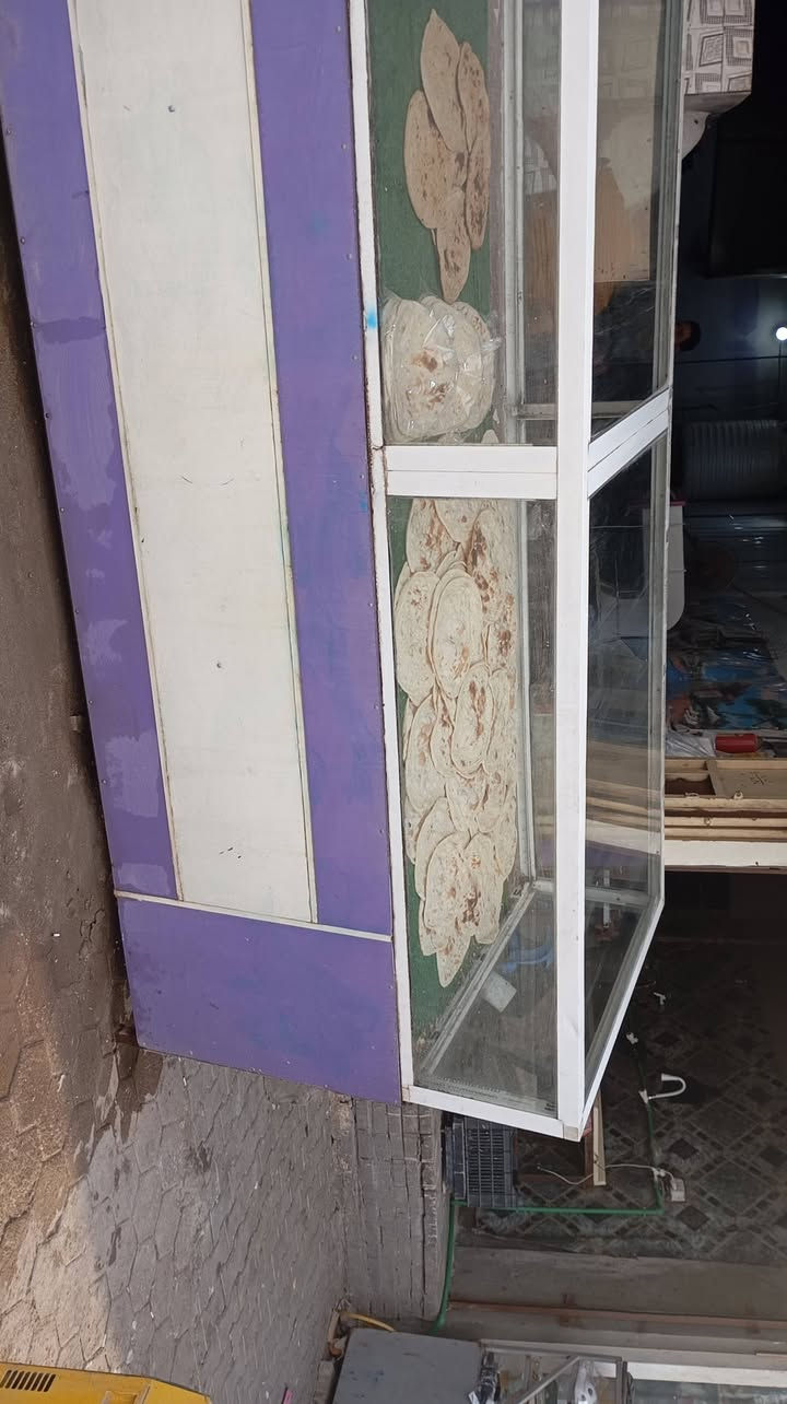 مولده+ ميز خبز جديد للبيع المراسله او الاتصال على هذا الرقم ***********
