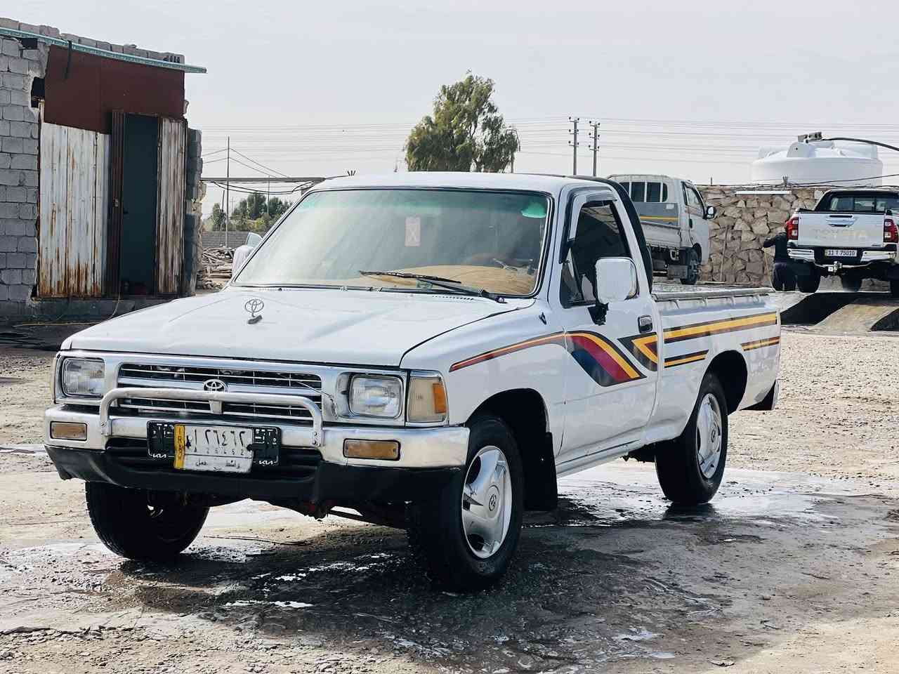 94للبيع الرقم واصط مصبوغه جماليه سنويه مجدده  27مكاني النجف خان النص الحيدريه محرك كروسيده سياره مكفوله من الضربه 
السعر 37ورقه  ***********
