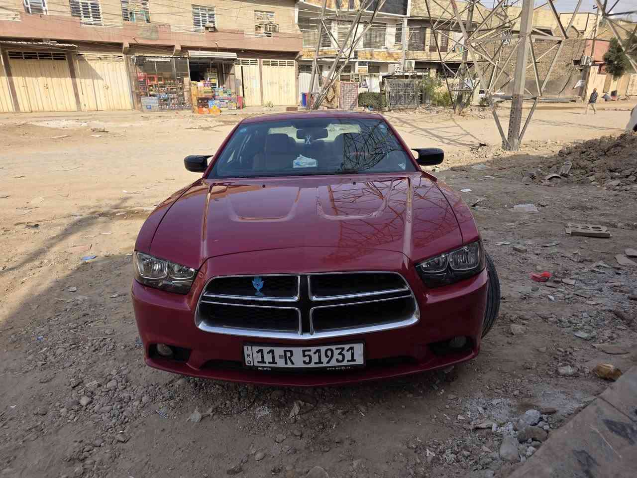 مرخصت الدمن المحترم
سلام عليكم 
جارجر 2014 البيع 
بيها صبغ بنبد وجنطه وجاملغ خلفي 
مكينه وكير جديد موديل 2018قبل شهر شادهن 
عربانه خلفي هيه وكسل جدبد 
صدر مامي كله جديد 
مكيه 3600
كير طيارة 8نمر 
تخم تاير جديد 

سعر 150وبيها مجال 
***********
***********
