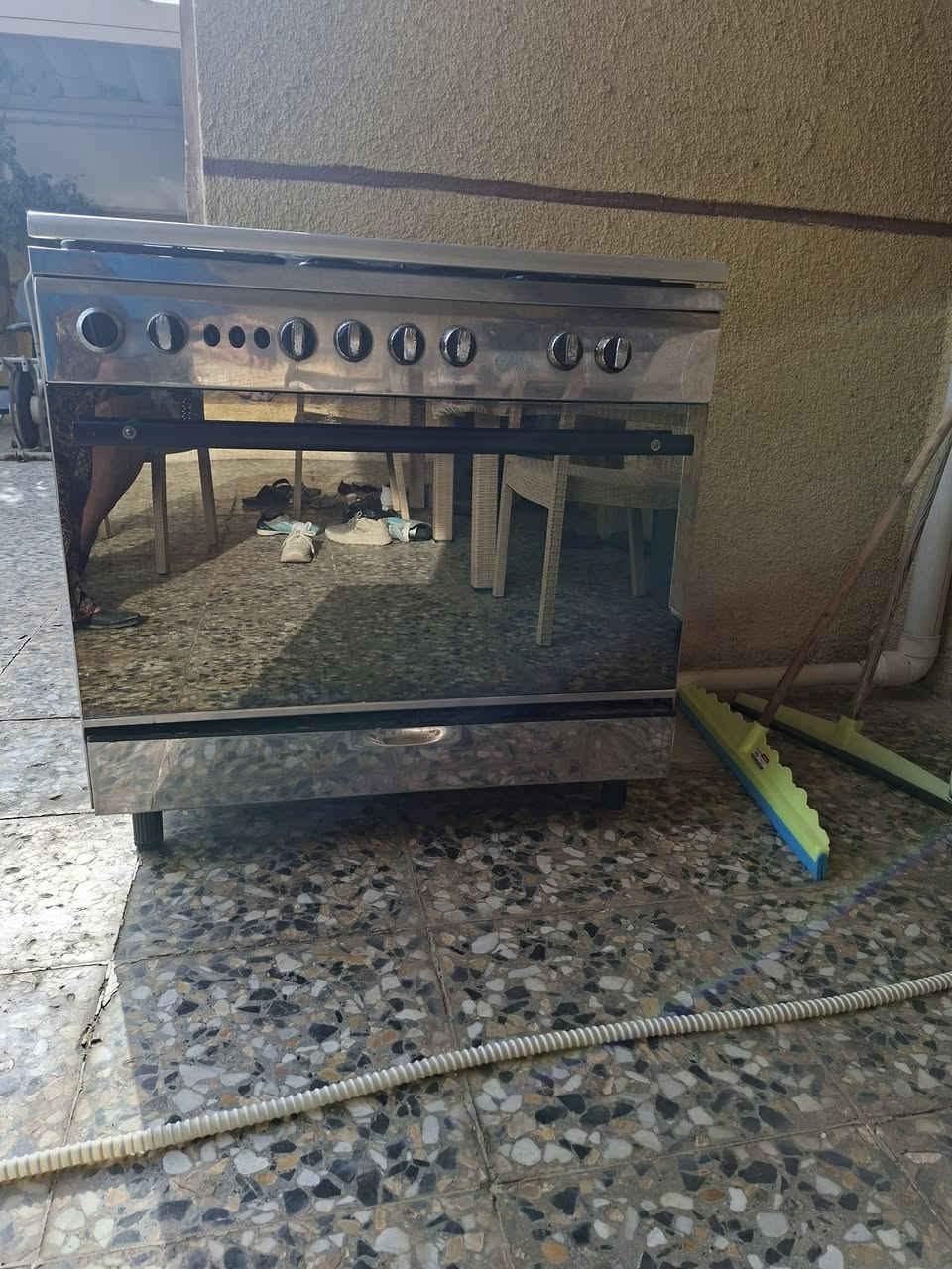 السلام عليكم طباخ فريش ٥ عيون  للبيع شغاله مضبوط والفرن شغال فقط مشكله تسريب غاز من مكان الصونده مكان بغداد


**إذا كنت صاحب هذا الإعلان وتريد حذفه لأي سبب، رجاءا أرسل رسالة إلى الدعم الفني**