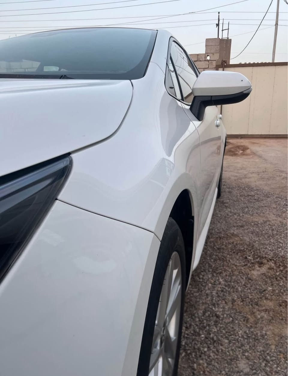 السلام عليكم سياره كورلا للبيع موديل 2022 لون ابيض بانزين فئة السيارة (D4T)
فول مواصفات

كيلومتر السياره 150الف (15000)

                  (((السياره مكفوله كفاله عااامه)))

1-فتحه
2-بصمه
3-تحكم ستيرن كامل
4-شاشه لمس
5-بلوتوث+وايفاي
6-كير اوتوماتيك 10نمرات 
7-الأيكو مود تلقائي 
8-سبورت
9-تحكم بالانوار الاماميه كهربائي
10-حداده كامله 
11-مكينة السياره 2000تيربو 
12-ويل كم حجم 15
13-تنبيه اصتطام
14-مانع الأنزلاق
15-اوتو ستار
16-سيايد بريك كهربائي اوتماتيك
17-اوتو هولد
18-مُثبت السرعه 
19-حساس داخل الايطارات
20-اشاير بالمري
21-تحديد مسار
22-تنبيه عند الخروج من المسار 
23-تخم تاير جديد
24-ترحيب
25-دخول ذكي
للاستفسار الأتصال على الرقم(***********
