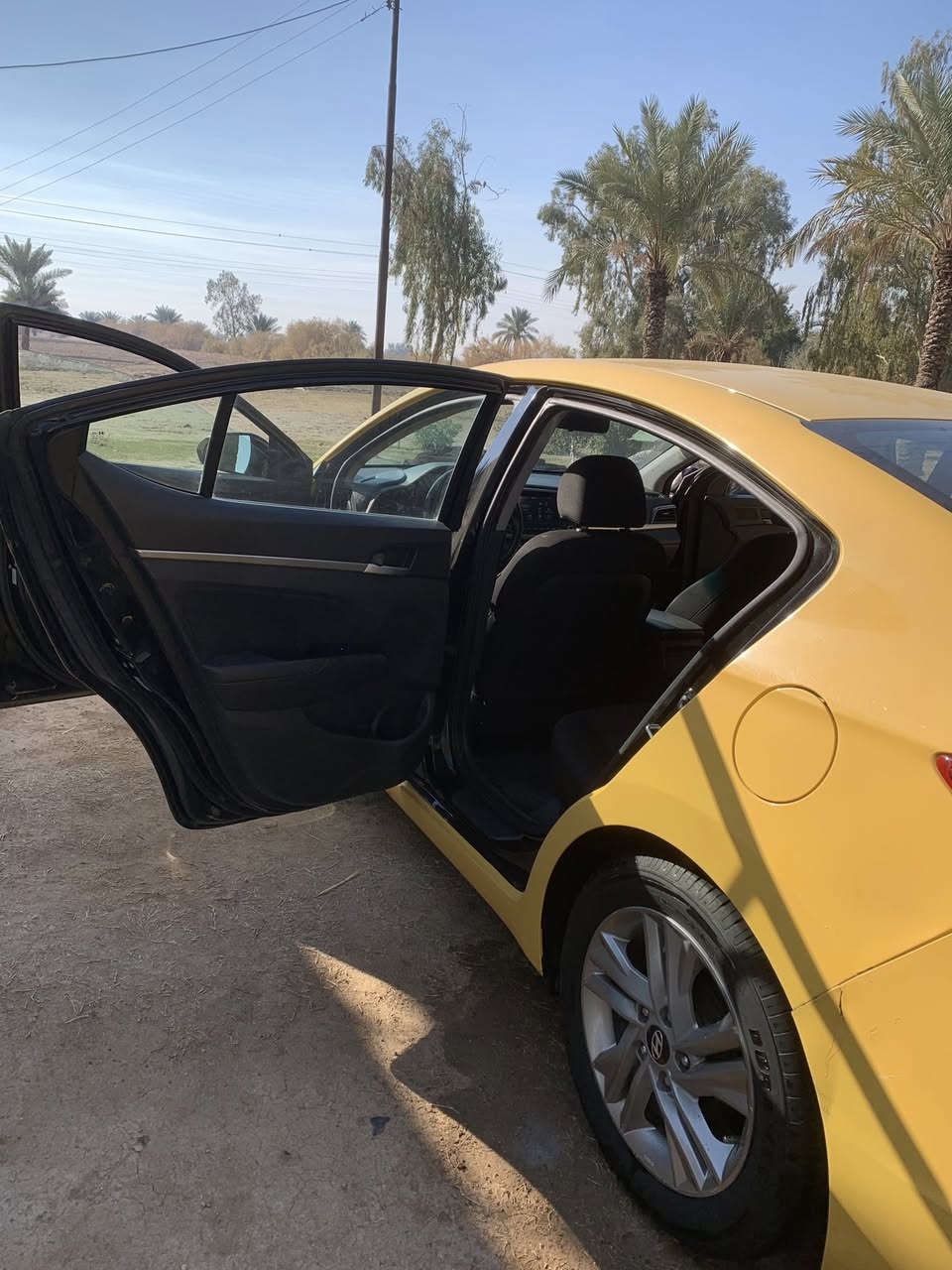 النترا ١٩تكسي وارد كندي السعر ١٣٠وبيهه مجال الاتصال على رقم ***********
