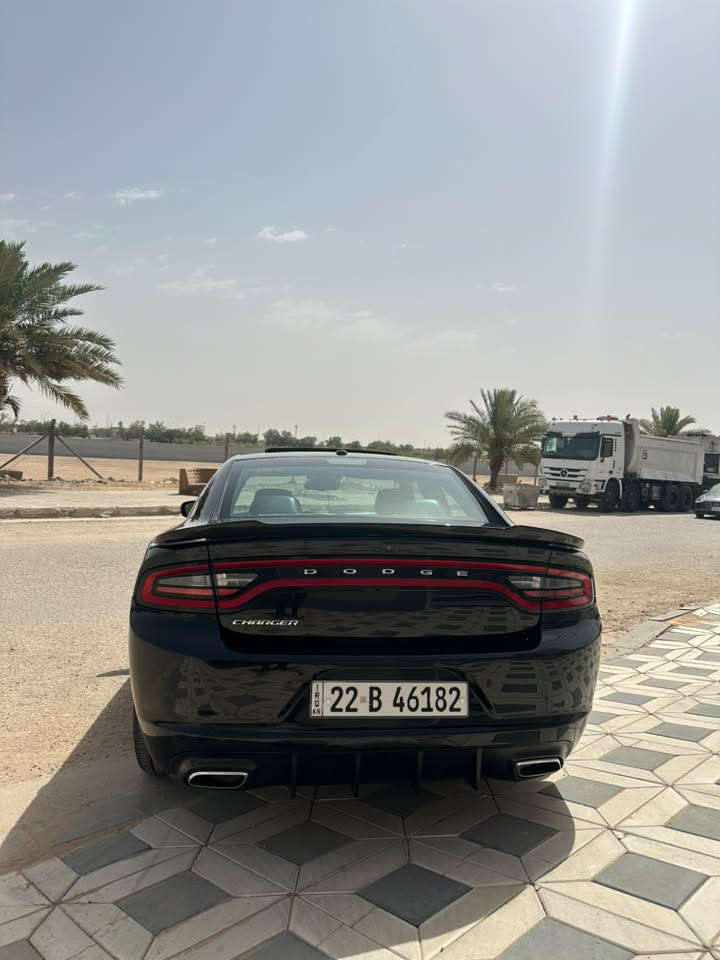 جارجر sxt plus كندية كلين تايتل
كفالة من الصبغ والضربة 
فقط ٣ مكانات بارد صغار موضحات بالفيديو 
2016 ماشية 147 mile 
فول مواصفات 
فتحة سقف 
كشن حار بارد 
كشنين كهرباء
سستم صوت الباين 
ويل ١٨ كندي
دبل سويج اصلي
وباقي مواصفات الجارجر المعروفة 
رقم اربيل مداور سنوية جديدة 
سيارة جاهزة من حدادية و منظومة تبريد وراديتر 
مكاني نجف
رقم صاحب سيارة ***********
رايدها ب٢٠٠$ وبيها مجال 
الفيديو موجود دقة عالية راسلني واتساب ادزلكيا
