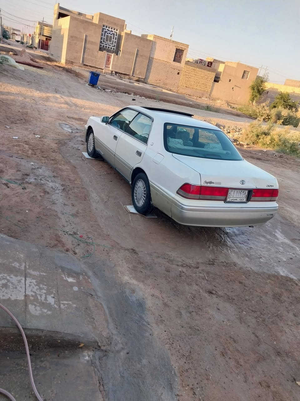 السلام عليكم ورحمة الله وبركاته
سياره راس الثور افلات موديل ١٩٩٩ رقم كركوك القديم يعني مسجله قديم وهسه مقدم على استماره بس استلمه يعني استمارته جاهزه كبل تروح تشتغل معامله وترقم انكليزي سياره محرك 3000فيشه وبطل اسود جديد وكير جديد تبريد ثلج سبلت وكذالك التدفئة شغاله  غرفه كارتون غرفته جديده تبريد خلفي فتحه فول السياره تخم تاير ويل جدد حداديه دبلات كله جديد باتري جديد لايت منضومه زنون مسجل ودمام واقراص جدد سنويه عظم ساقطه ل٢٠١٧ (علما السياره كصه عركجين) فقط والباقي كله مكفول سياره حلوه ومال جناي السعر(٦٤) وسعره مال مارك مناسبه ومال جناي جاهزه لحد البرغي اتصل على الرقم *********** واذا اكو مراوس حسب القناعه الخاص مغلق اتصل وبيك خير وتدلل السياره علما ساحب استماره تسجيل ومكمله بس تروح فحص وكمرك فقط 

مكان السياره نجف المناذره.
