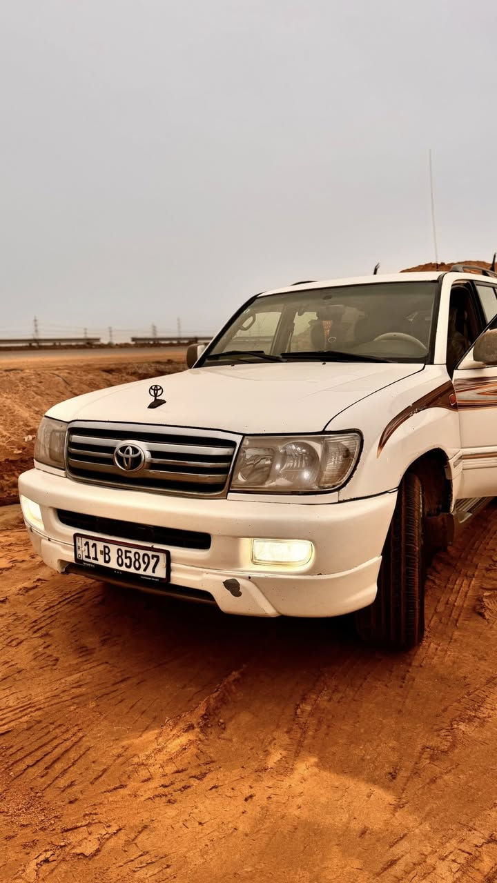 لاندكروز مونيكه للبيع  مديل 1998محدثه 2007 مكينه 8 كير عادي السياره بسمي رقم انكليزي الجديد  تبريد تدفئه كله شغاله تخم تاير سعر 120 اوبيه مجال حك الجيه المكان بصره ابو الخصيب رقم الهاتف ***********
