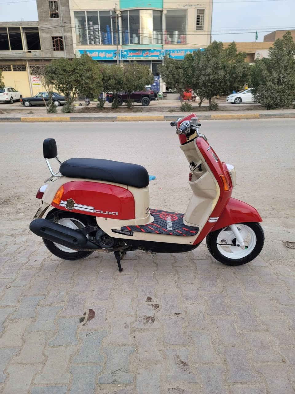 سلام عليكم
دراجة ماكس بوليس كابريتر موديل 2007 دراجة كلش جديدة طك كارتون مكفولة كفالة عامة من كلشي بلادية للاخير شرط خرسة صارلها 4 اشهر طالعة من المعرض للبيع سعرها 750 وبيها مجال مكاني طويريج الشراي يتصل ***********
