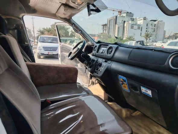 سياره نيسان موديل 25مكينه كبيره كراسي سياحي تحوير تبريد سياره مدوشمن سعرهه 325رقم التصل ***********
***********
