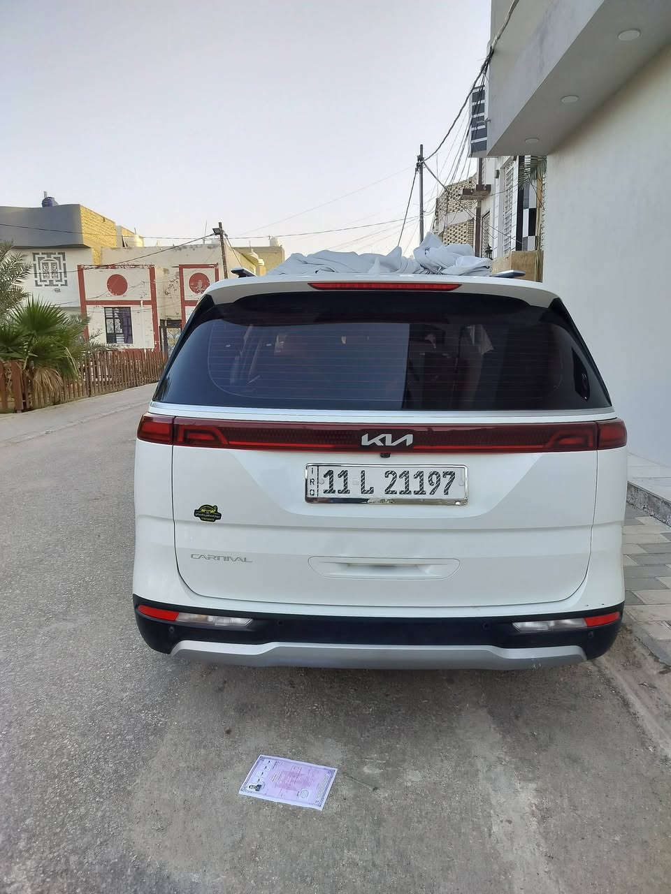 السلام عليكم
كرنفال موديل 2023 للبيع وارد كوري بانزين فقط 
فول مواصفات(شنو اللي ببالك موجود بيها ) عدا الفتحة 
ماشية 53000كم 
رقمهة بغداد
حادثة سطحي جاملغ ايمن تبديل و البنيد مصبوغ 
بيها سونار من المندلاوي
السيارة كلش نظيفة 
السعر 275 ورقة
موبايل ***********
