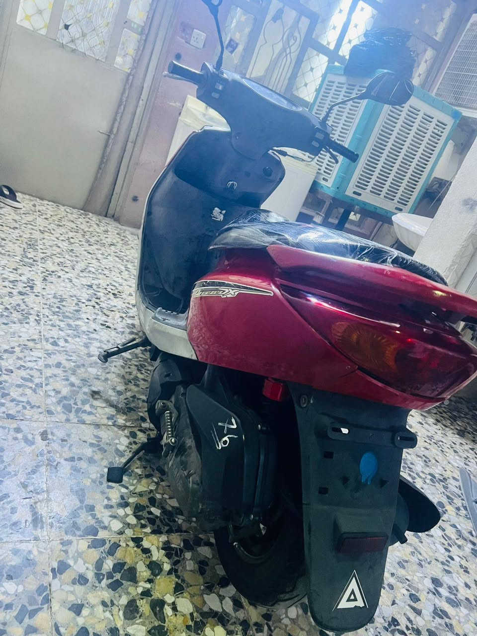 بريز كابريتر كله شغاله اي نقص مابيها درجه بلديه  السرعه 140 لسعر 650 بغداد المشتل***********
