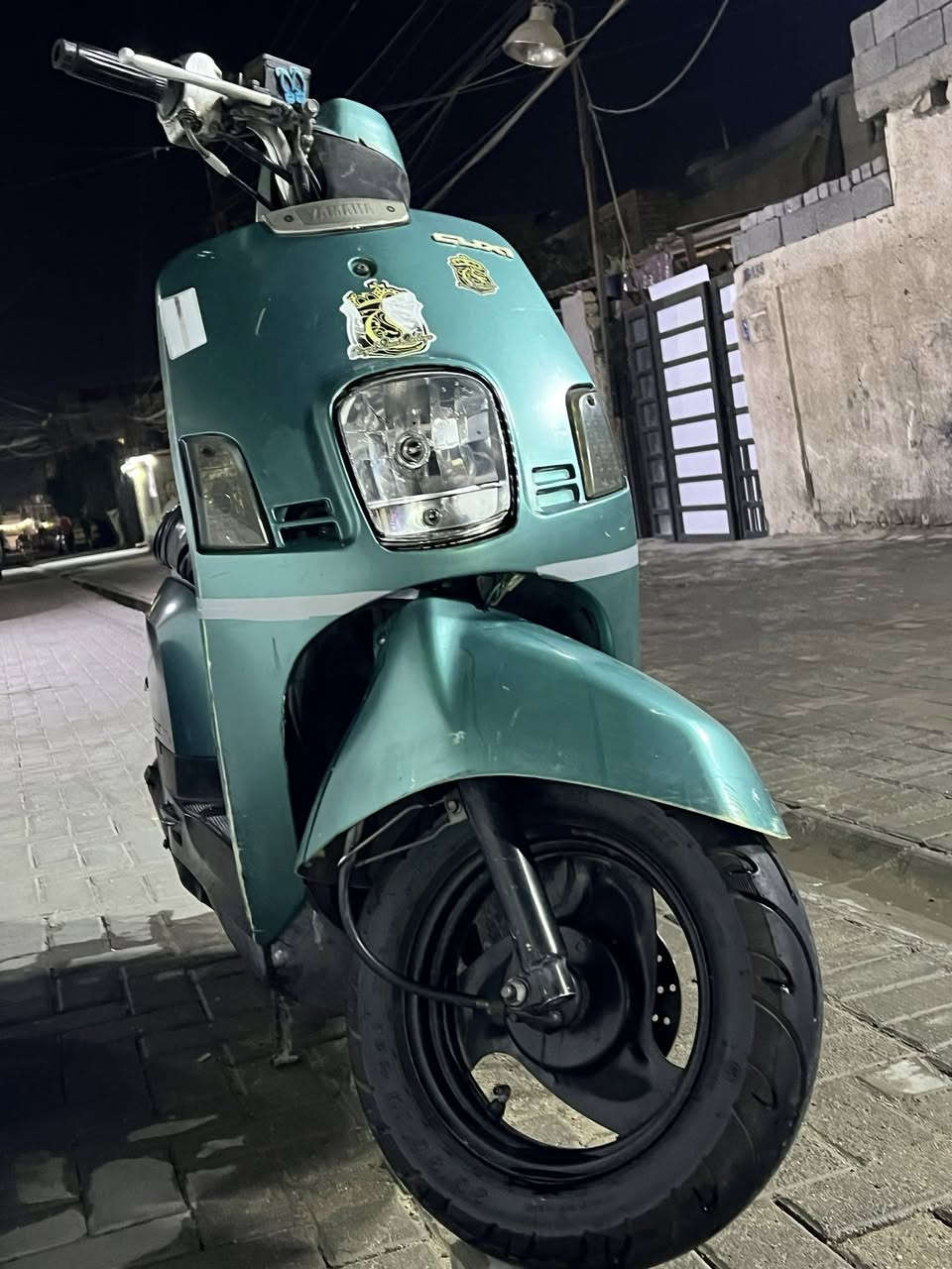 ماكس بوليس للبيع دراجه حلوه نظيفه بس نقصه مازده الكدام 
وإلجامه مال عداد  750بيه مجال والميعجبه السعر يعبر***********
