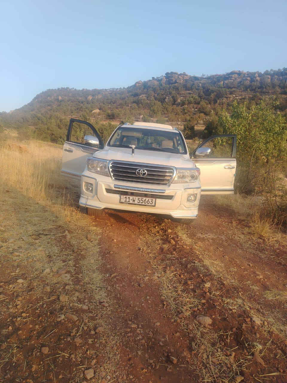 لاندكروز ٢٠١٤ السيارة مصبوغ الصفحة اليمنة بدون تكم بيع او مراوس بسيارة اقل مكان السيارة بغداد الغزالية 
*********** او *********** وات ساب بهن اثنينهم السعر ٣٤٥

