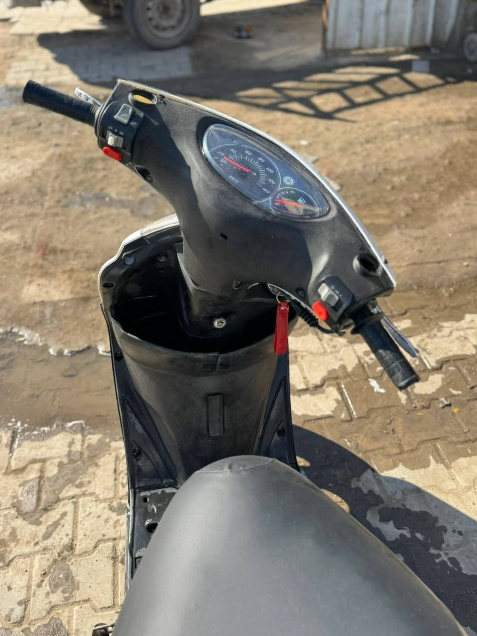 بريز ١٤٠ خير الله كاملة سلف هندر كهربائيات 
***********
رايدها ب ٥٧٥ بيها مجال بسيط 
مكاني مدينة بغداد, العراق
