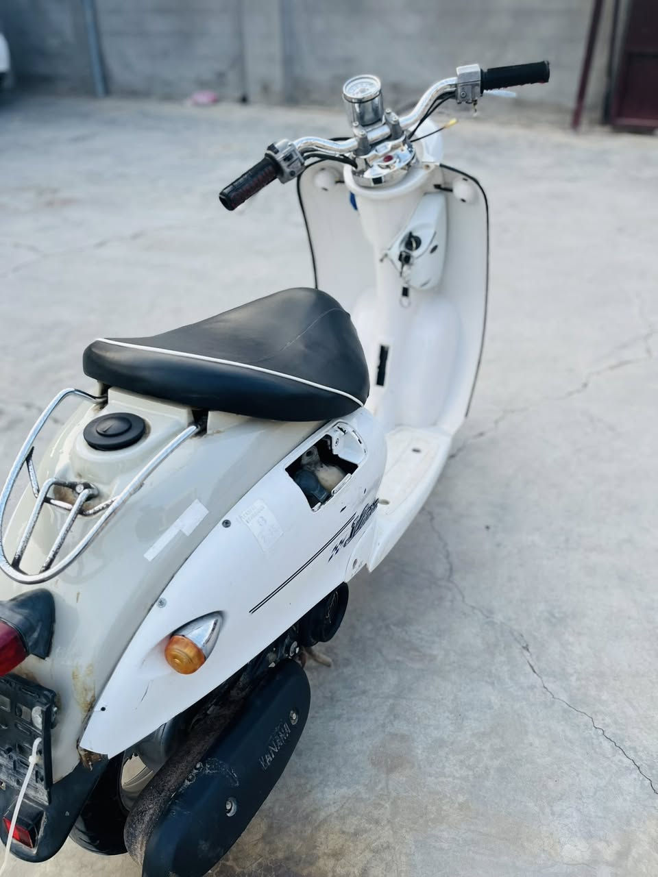 السلام عليكم 
للبيع ماطور عبدالحليم رمبه سرعه 60 
كفرات الشركه
شغال سلف و هندر  
شغال كامل ما بيه نقص 
سعر 420 الف وبي مجال 
مكاني العلم 
***********
