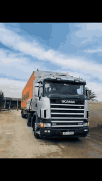 السلام عليكم شباب سكانياموديل2003كفاله من غيرباب السايق انجكسن للبيع العنوان بابل الحصوه السعر210الرقم***********
