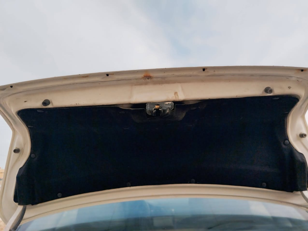 اوبترا موديل 2011نضيفه خير من الله
السياره بيها منضومه غاز+بانزين
منضومه زنون
كشنات جديده
حداديه
تبريد ثلج خير من الله
السياره نضيفه مثل ما موضح
للاستفسار الاتصال على الرقم التالي 
***********
مكاني ناصريه مركز
