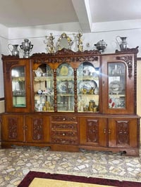 بوفيه • بدون غراض • نجف