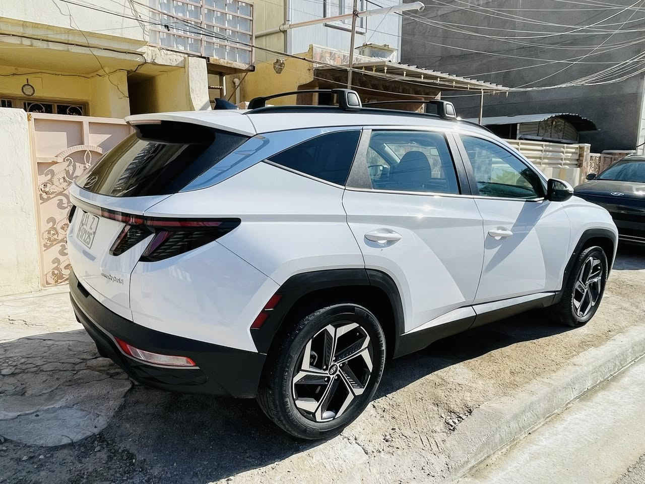 السلام عليكم توسان هايبرد للبيع موديل24
حادث فقط بنيد وبدل نفس الون بدون صبغ بدون دواخل 

ايرباك دركة ودشبول بسبب الحزام ومبدل عظمه دشبول راجع بلادي

موصفات فول 1/1 

بصمة تشغيل عن بعد

بنراما

كرسي كهرباء تدفئة بلكشن

داخل بيض جلد

رادارات

توقف ذاتي

هندبريك بصمة

بعد بيها واهواي موصفات

سياره جديده بمعنى الكلمة ماشيه 22الف 

مرقم بغداد باسمي 

مكان سياره بغداد

الاتصال( ***********) 

السعر (215) وبي مجال بسيط
