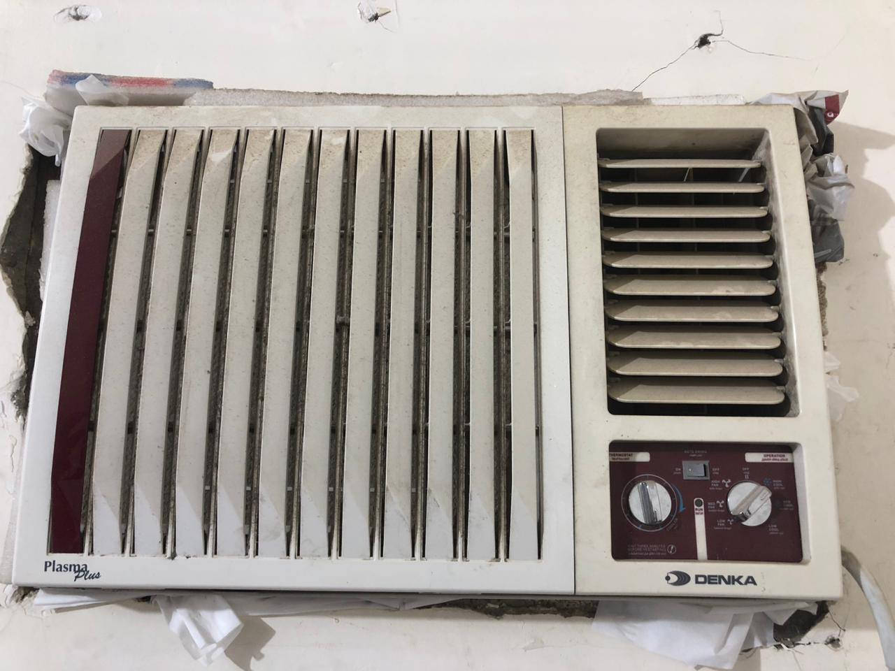 مكيف طن ونص نظيف كلش ناصريه مركز السعر ٣٠٠ وبيه مجال


**إذا كنت صاحب هذا الإعلان وتريد حذفه لأي سبب، رجاءا أرسل رسالة إلى الدعم الفني**