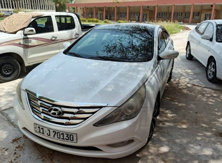 هيونداي سوناتا 2011 خليجي

فول مواصفات
بدون حادث أو صبغ
فقط الدعامية مصبوغة أثر شخوط
وبيها تكحيل بطرف الجاملغ عكس السايق بقدر 3 أصابع

حجم المحرك 2400
المحرك والگير بلادي، ممفتوح برغي بي
السيارة جاهزة، ما يصرف عليها ولا دينار
ماشية 125 الف

السعر: 🟧 السعر علق يوصلك السعر 📮
للتواصل (واتساب): ***********

#هيونداي_سوناتا #سوناتا_2011 #خليجي #بيع_سيارات #سيارات_مستعملة
