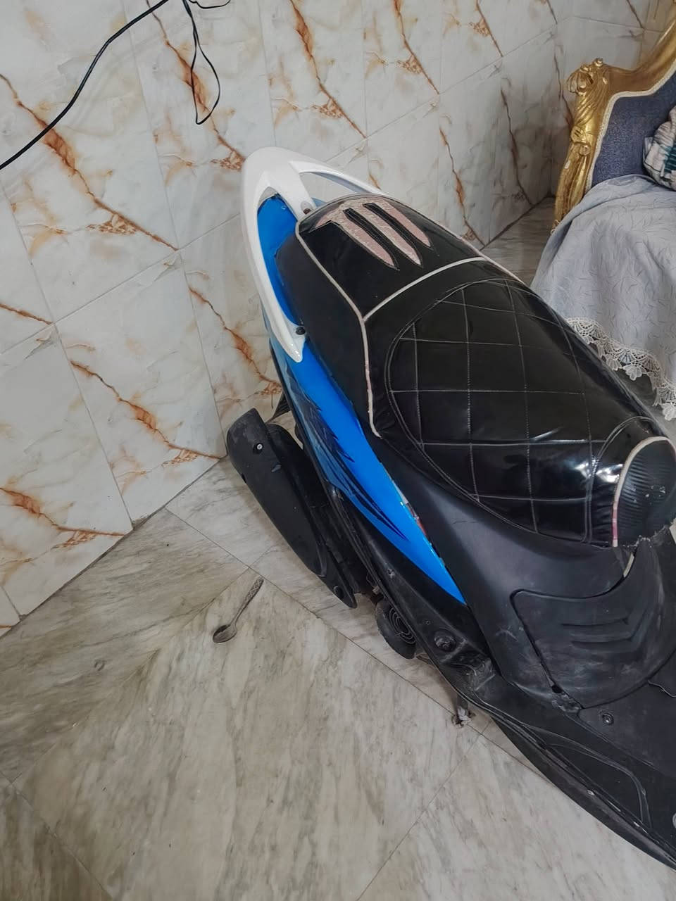 للبيع مكينه مفتوحة السعر 400 اوبيهه مجال حك الجيه المكان بغداد البلديات***********
