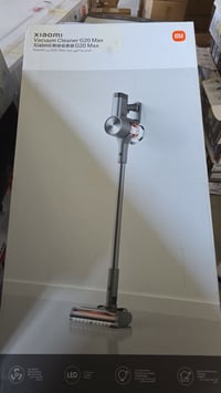 مكنسة كهربائية • مستخدم نضيف • جديد