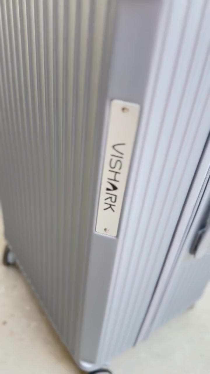 يالله يارزاق جنطه سفر حجم كبير ماركه  مدرعه المنيوم بيه منفذ شحن يو اس بي قياساته الارتفاع ٧٥ والعرض ٤٠ والعمق ٣٥


**إذا كنت صاحب هذا الإعلان وتريد حذفه لأي سبب، رجاءا أرسل رسالة إلى الدعم الفني**