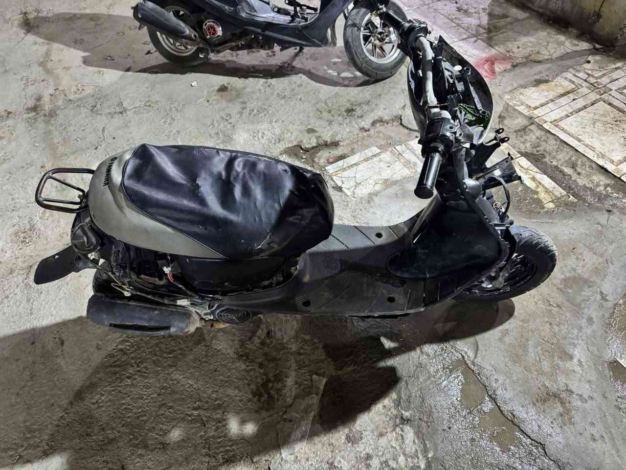 سلام عليكم دراجة منغولي للبيع السعر 85 وبيها مجال شرطة الشغل هذا رقمي العنوان الناصري مركز حي سومر ***********
