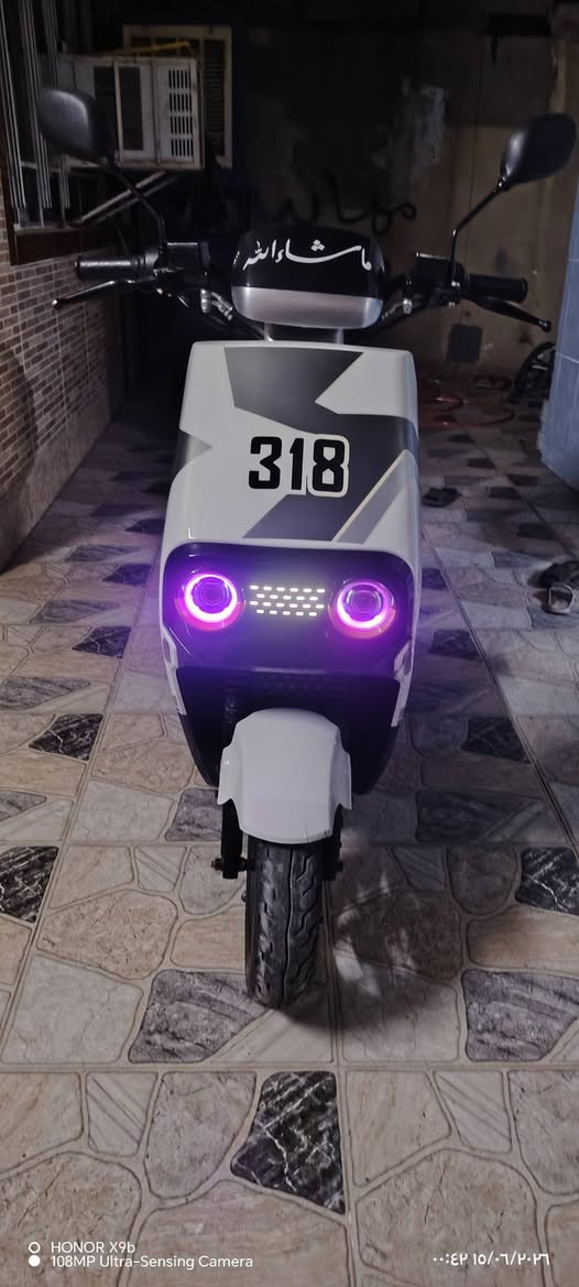 ماتور 318 الشرط ما بي شي مثل ما اشوف بالعين نسيت باتريات السرعه 99 هذا رقم السعر 680 وبمجال للطيبين الهاتف*********** بي واتساب وايرمانيه كله شغال
