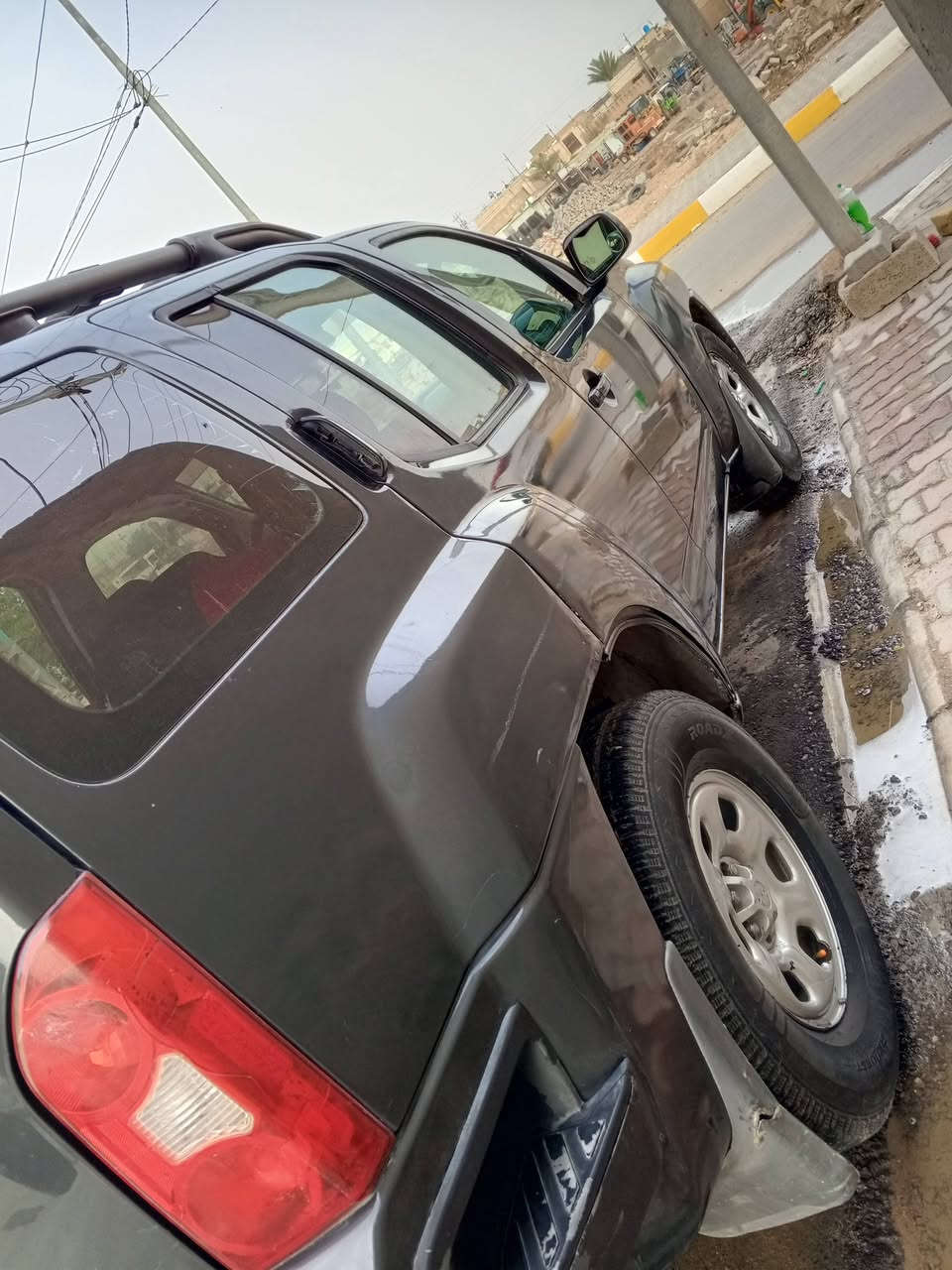 السلام عليكم سياره نيسان اكسترا موديل 2007 للبيع رقم بغداد سنويه 2028 
تفاصيل السياره بيه صفحه جه السايق 
منضومه زنيون بلاجكتور اضافي ثلجي + اصفر 
تحكم ستيرن 
مري كهربائي 
حداديه جديده امامي خلفي 
شغال تدفئه + تبريد 
سياره جاهزه من كلشي ما بيه نقص 
السعر 70$ وبيه مجال 
واتساب ***********
