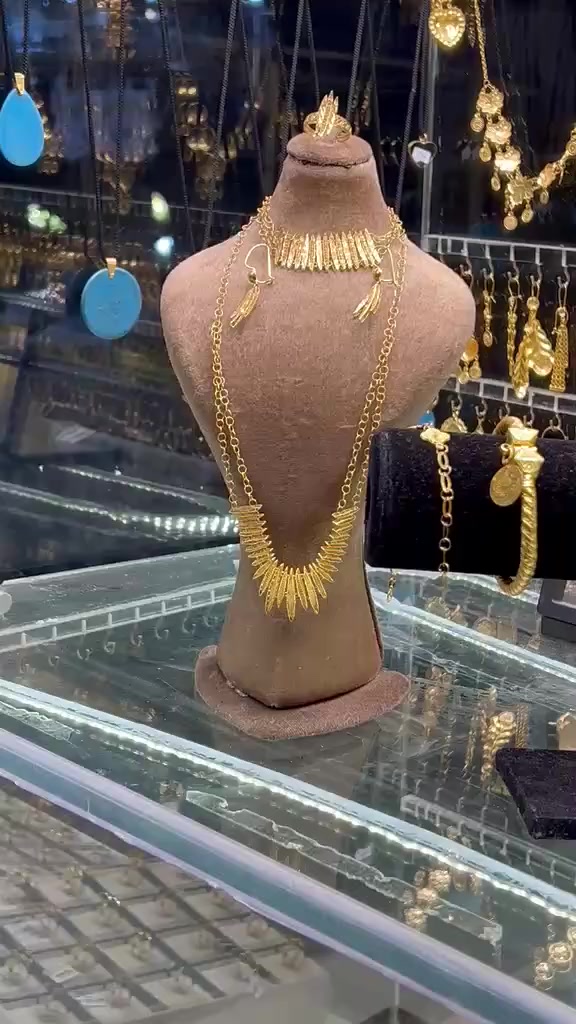 سلام عليكم طخم إيطالي عيار 21 خليجي نص اجور موقع المحل موصل حي سومر مقابل مرطبات  الفرح زورونا واهلا وسهلا بزبننا الكرام


**إذا كنت صاحب هذا الإعلان وتريد حذفه لأي سبب، رجاءا أرسل رسالة إلى الدعم الفني**