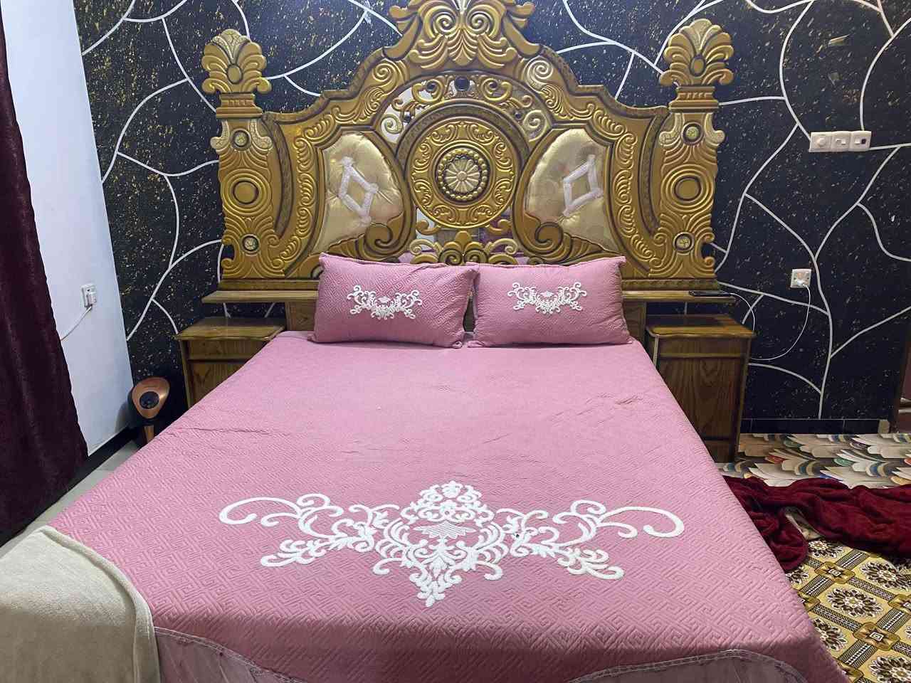 غرفه للبيع 550 الف 
عنوان قريه المختار
للاستفسار ***********
