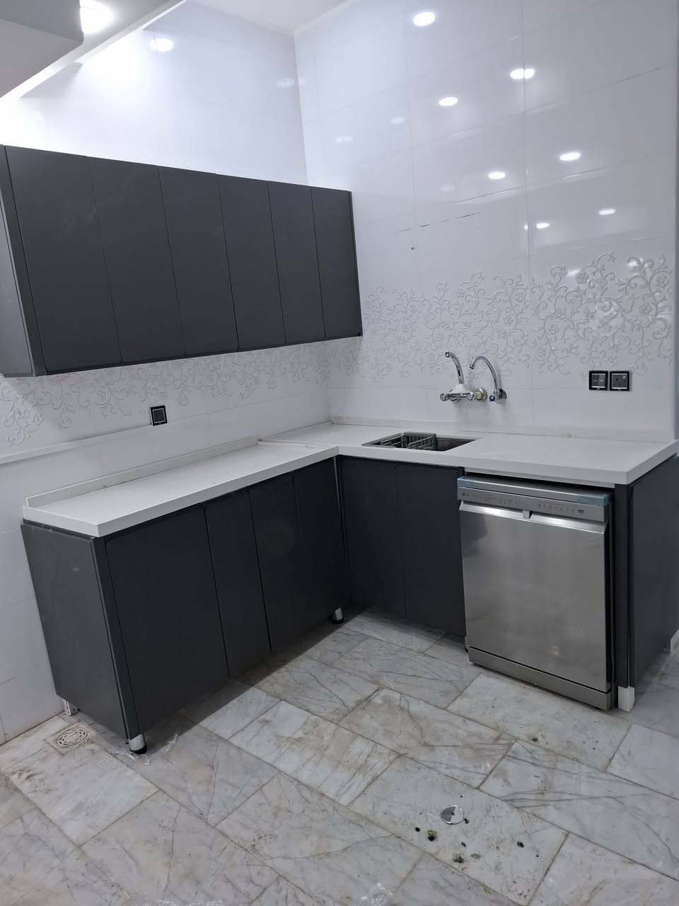 معمل بركادو للألمنيوم للمطابخ+ابواب+رفوف
تصميم وتنفيذ مطابخ ألمنيوم حديثة
قياس حسب الطلب – جودة عاليه-اسعار مناسبه جدا
للحجز والاستفسار ***********8
