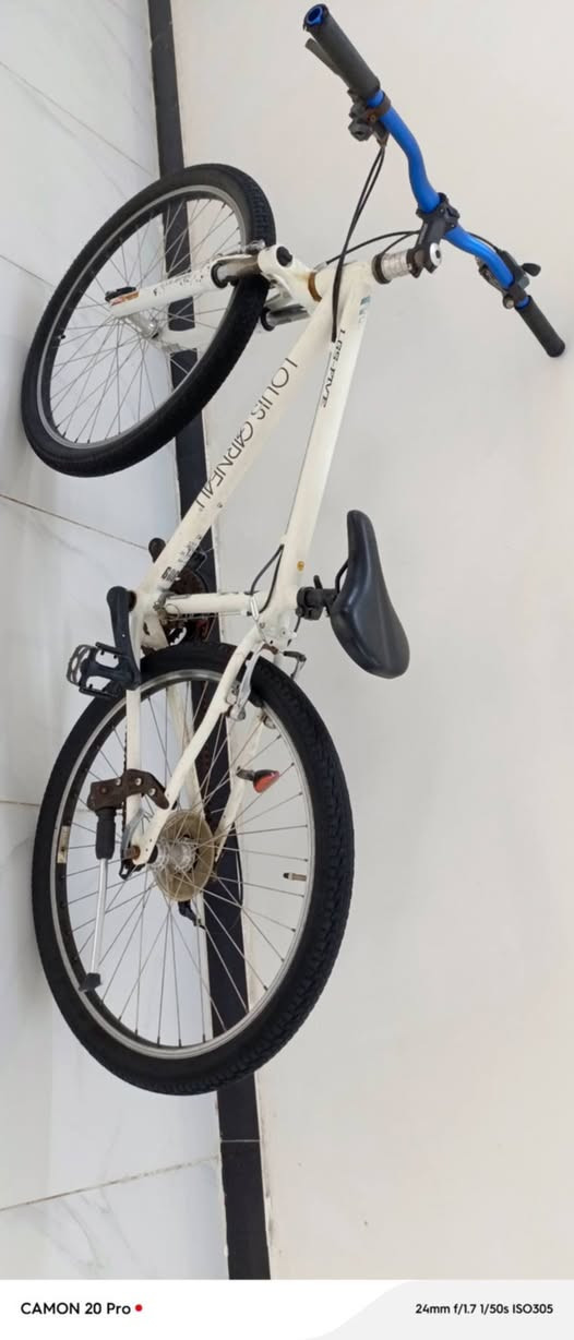 سلام عليكم بايك لويس حجم ٢٦ مزود تزويد خفيف بايك ناعم سعره ٢٥٠ بي مجال


**إذا كنت صاحب هذا الإعلان وتريد حذفه لأي سبب، رجاءا أرسل رسالة إلى الدعم الفني**