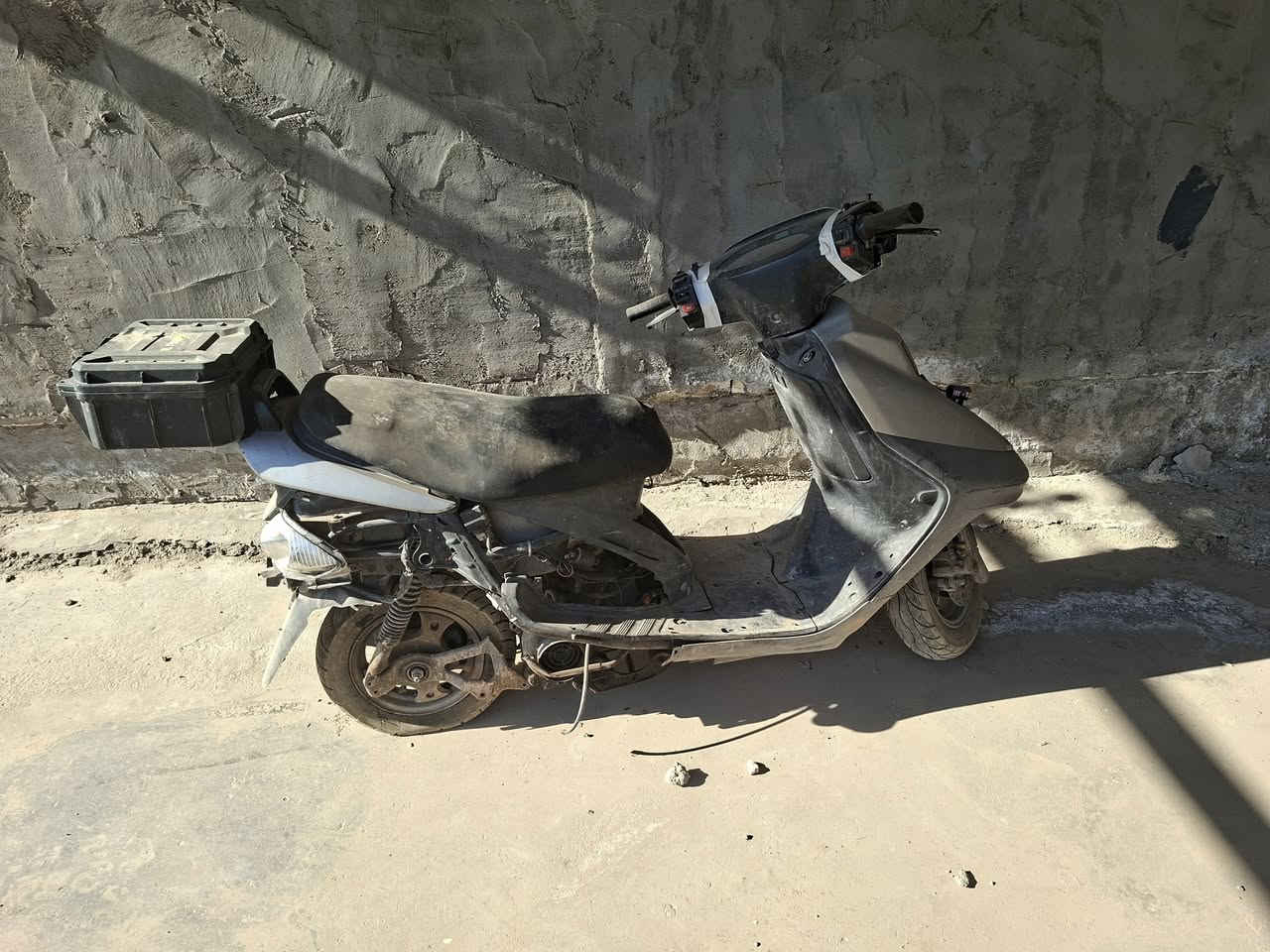 للبيع السعر ١٧٥ بغداد ***********طافيه
