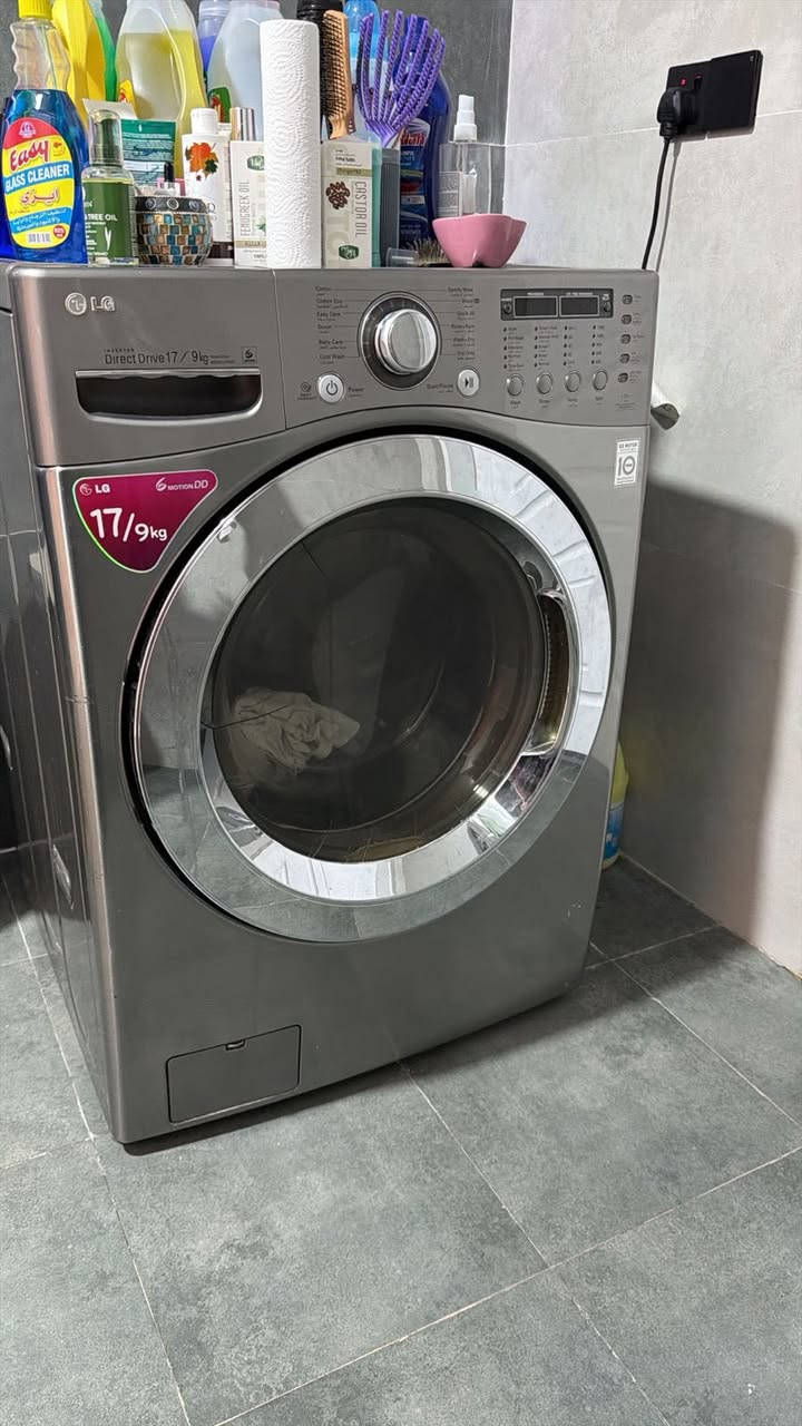 غسالة lgحجم 9كيلو
تيبلام عدد ٢
ثريات كلاسيك مطلي ذهب زوجين والكرستلات كزاز موبلاستك وميز طعام مع ٦كراسي الأسعار مناسبة العنوان بغداد المنصور الداوودي الي يريدهم يراسل عالخاص أو يتصل على هذا الرقم *********** بي واتساب
