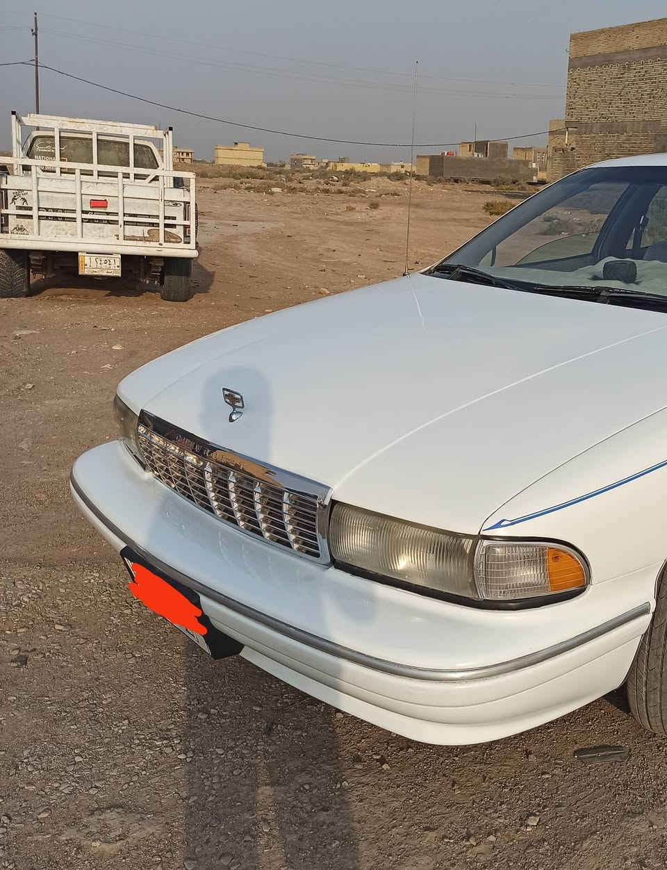 السلام عليكم
دولفين موديل 1992 للبيع
رقم واسط تحويل ثاني يوم
السيارة محرك جديد حاوية حجم 350 صافي جدا
گير جديد حاوية 700
تبريد ثلج
كوبلن جعمقة جدد توني شادهن تهد الستيرن بالمشي 
منظومة لايت شمسي مداه 600 متر متگدر تشغله داخل المدينة من قوة اللايت
اكسل نظيف ما بي ونه
تخم تايرات جديد
تخم مازدات امامي وخلفي جديد 
باتري جديد قبل يومين بدلته
ترايك وين ما تريد وشرط تقفل السكليتر

انطيك ملحقات وياهة  تفصيخ نظيفة بحيث ما توصل حي صناعي بعد 10 سنوات
:

تخم بيبان نظيف جدا بعدني ما شادهن تجي وتشوفهن
اكسلها القديم موجود محور سوبر شغل شيخ عمر درجة اولى بي فقط ونة بسيطة وبدلته 
تانكي تفصال بانزين حجم 150 لتر شغل شيخ عمر مجاني
مازدات كزاز جديدة غير مستخدمة 
ديلكو جديد غير مستخدم حاوية شرط الفحص 
سلفات عدد 4 شغالات كلهن
جناح ابيض راح اشدة هذه الايام كلش جديد 
شوتة كاملة تفصيخ نظيفة
غلاف حماية امامي نظيف
شباك امامي نظيف
مازداتها البلادية موجودة مبيهن لا كسر ولا شي امامي وخلفي
گاردن تفصيخ 
تايرات اثنين غير السبير
كبات تخم كامل جديد غير مستخدم 
جاملغات لون ابيض تفصيخ نظيفات بدون ضربة او صبغ
بدنة تفصيخ نظيفة جدا لون ابيض
كشنات امامية غير مستخدمة نظيفة جدا
صدر سيارة تفصيخ كامل يشمل طبلات ورباط ودبلات وطوبات اشتريتهن من صاحب سيارة تفصيخ
حزام تريشة جديد بالكارتون
بريشر بريك دولفين شغالات على الفحص عدد 2 
ستيرن تفصيخ عدد 2
جعمقة تفصيخ عدد1
عنبارات بريك أمامية تفصيخ عدد 2
جامة خلفية نظيفة ضامهة من زمان  
مسجل عدد 1
دشبول امامي جديد 1 غير مستخدم
طوبات موگ اصلية جديدة تخم غير مستخدم
جوينات اعلى+ اسفل جديدات غير مستخدم
وغراض اخرى ما اذكرهن بحيث تاخذ مع السيارة ادوات احتياطية كاملة من الدعامية للدعامية

سعر السيارة 58 ورقة قفل بيهة مجال حگ الجية فقط لان منطيك وياهة غراض سعر سيارة
واذا تشوف السعر غير مناسب الك رجاءا لا تراسلني ولا تكسر بحلال العالم

السيارة جانينها من 2006 وعلى أدينا
والي ياخذها بيهة الخير عليه ان شاء الله
العنوان/ واسط/ كوت

للتواصل واتساب فقط 
***********
