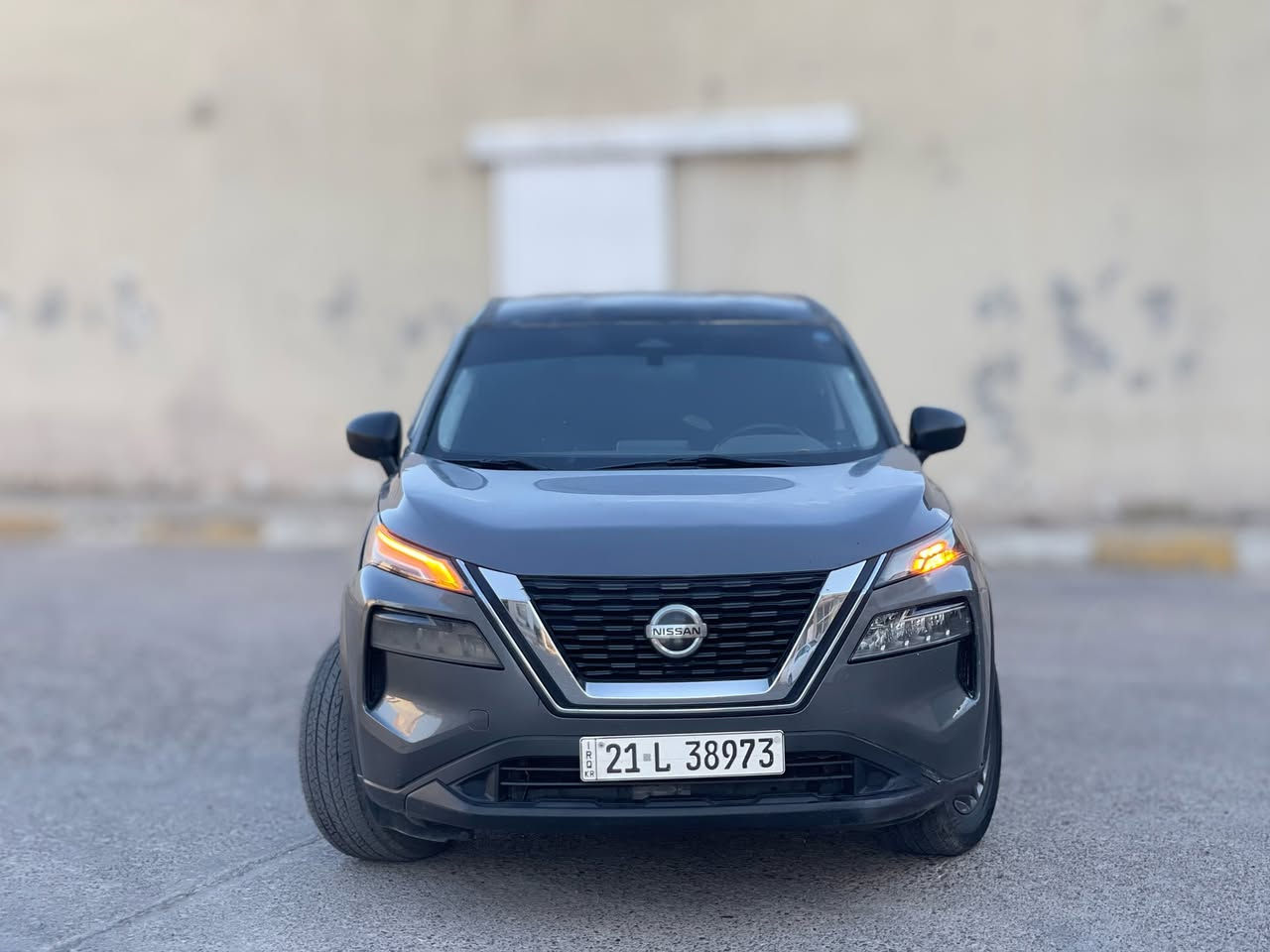 سلاو. نيسان روج موديل 2021.محرك 4سلندر 4پستون✅
سياره شرط تحويل شرط وكالة✅ 
 خمس قطع اشويه سقف صبغ. بدون دواخل بدون ايرباك✅

   السعر122$💸مجال
                                   واتصاب. ***********📞
