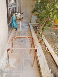 ميز مبرده • حديد