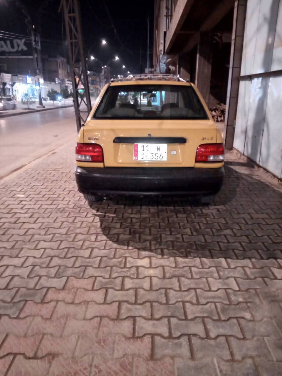 سلام عليكم سايبه موديل 15كير او مكينه حداديه تخم تاير شواصي جدد كله جديد سياره مصفره هيه او غرامات تحويل مباشر السعر 35اوبيه مجال ***********
